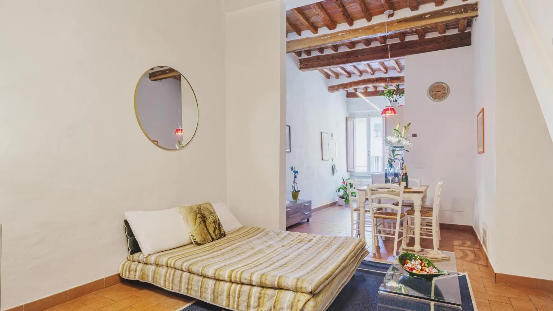 Holiday home Michael'S Home - Cozy Apartment In The Heart Of Lucca Italy