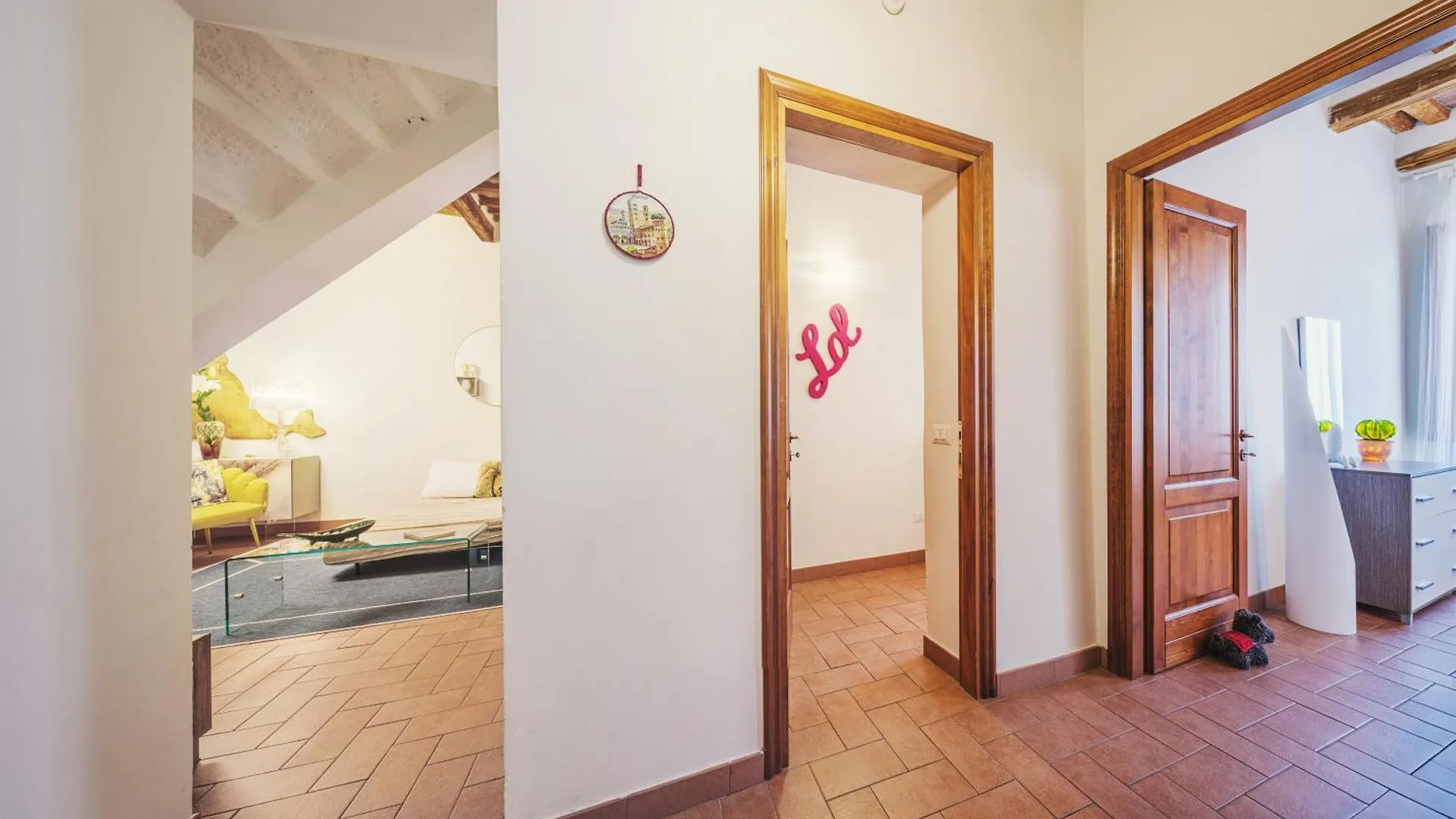 Michael'S Home - Cozy Apartment In The Heart Of Lucca 0*,